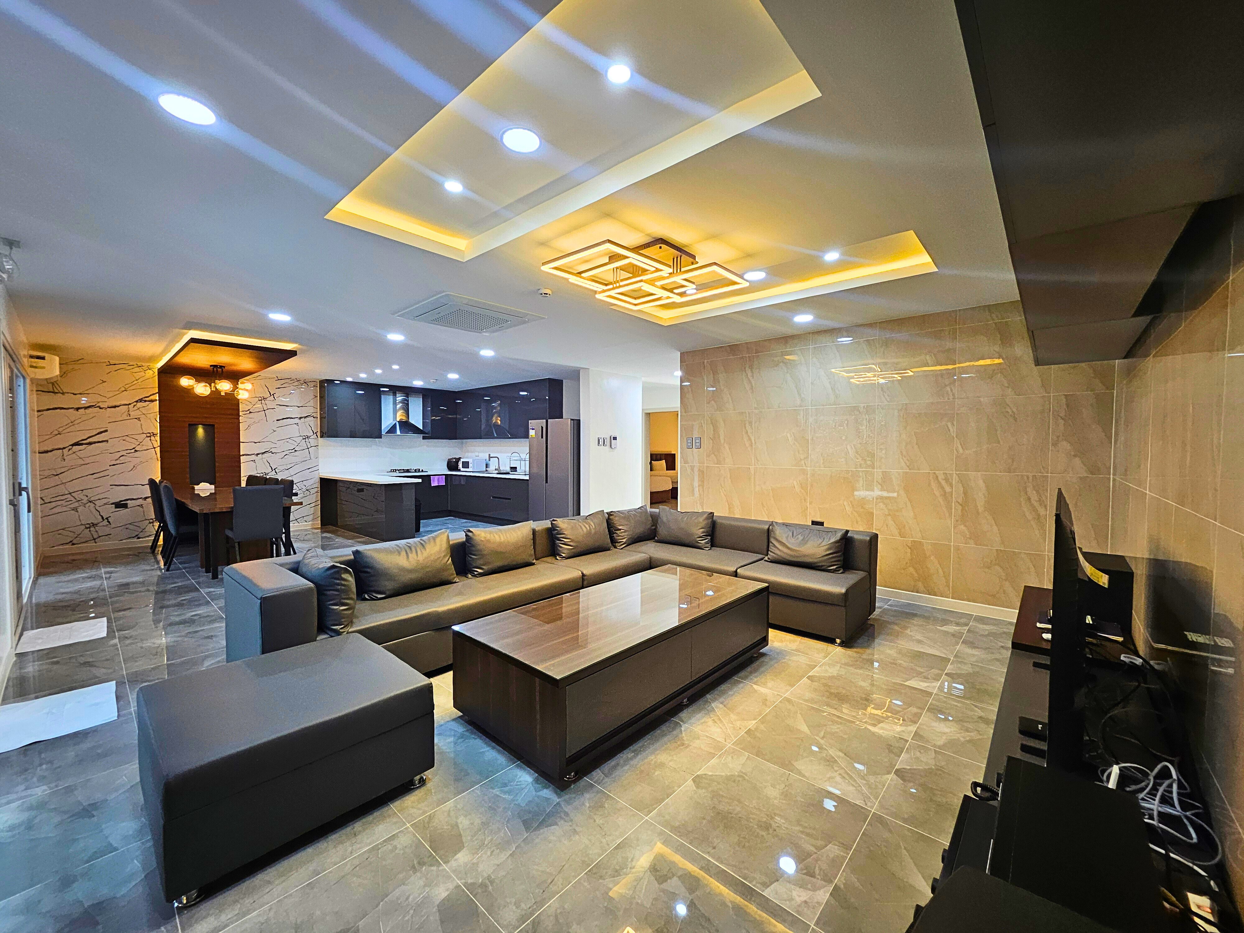 객실 또는 야경 사진